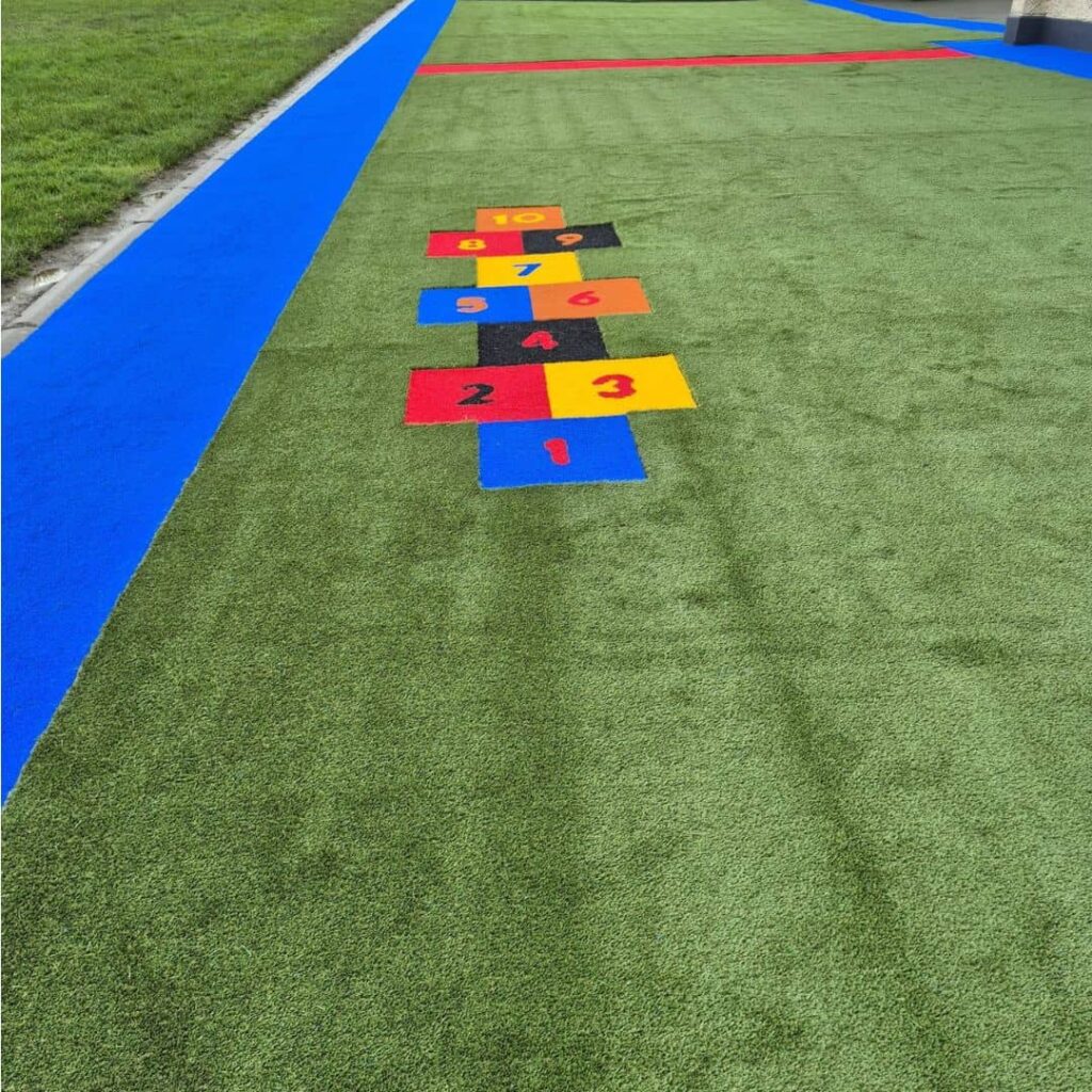 Schools-Grass-StAndrews-Ashbourne