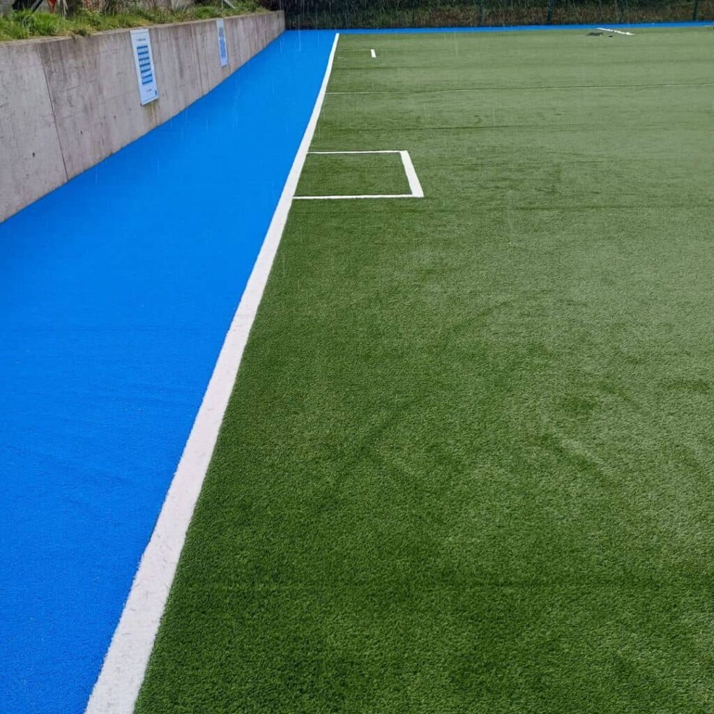 Schools-Grass-St-Oliver-Plunkett-NS