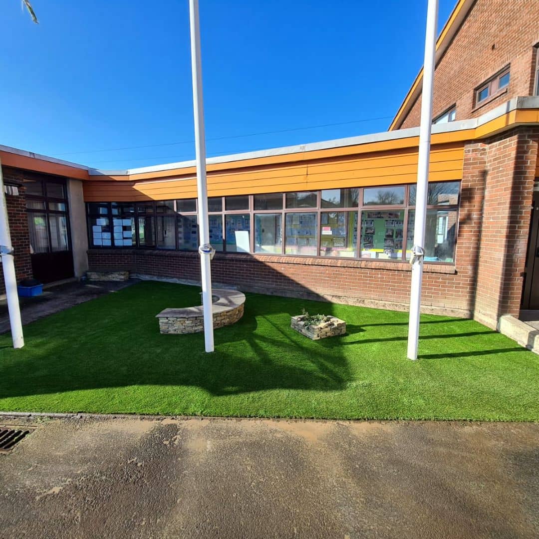 Schools-Grass-St.Kevins-NS